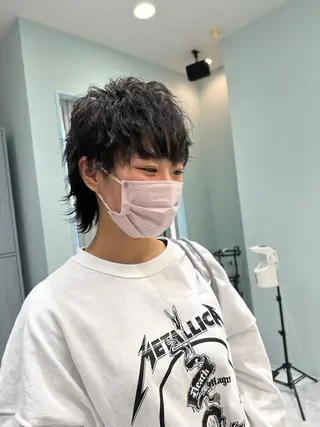 ショート カラー 中川 茜里のヘアスタイル