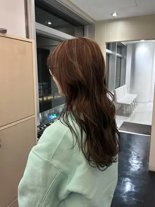 ロング カラー 杉原 ひよりのヘアスタイル