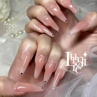 ネイル Lumière｜ ロング｜ワンホンのネイルデザイン