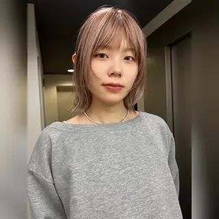 ミディアム カラー ムード造るハイトーン ケアブリーチ/ユウキのヘアスタイル