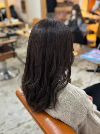 セミロング 金子 千登のヘアスタイル