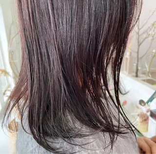 カラー yulf ユルフのヘアスタイル