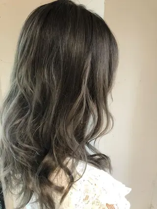 ロング カラー ヘアアレンジ 透明感カラー🤎 ゆりのヘアスタイル