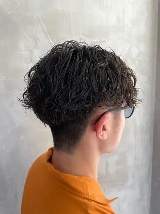 ショート パーマ メンズ 波巻きスパイラルパー マ/シャドウパーマ駿のヘアスタイル