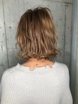 ミディアム カラー ⭐️横浜ブリーチ特化 美容師 堤涼⭐️のヘアスタイル
