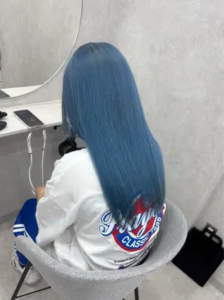 セミロング カラー ハイトーン・ブリーチ ムラ修正　八須　錬のヘアスタイル