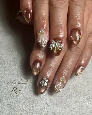 ネイル R eyのネイルデザイン