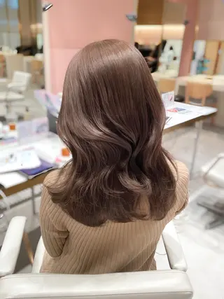 セミロング カラー ヘアアレンジ 🤎小顔レイヤー /ベージュ🤎友香のヘアスタイル