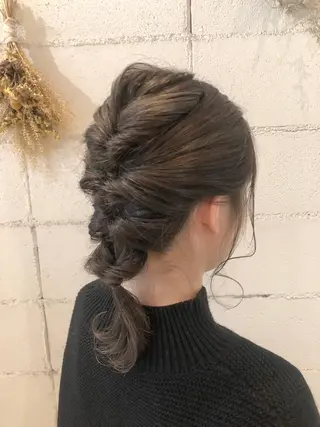 ミディアム カラー ひろせ かなのヘアスタイル