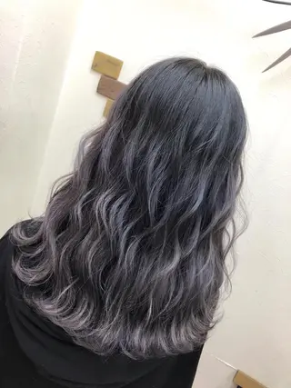 セミロング カラー MAKO ❤️🔥NEXTのヘアスタイル