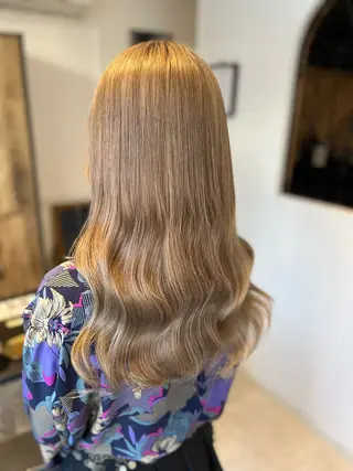 ロング カラー ASAHI Lovisのヘアスタイル