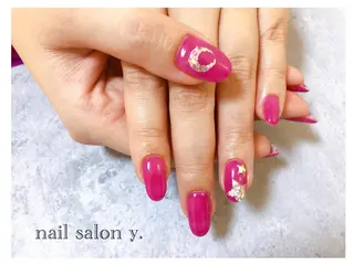 ネイル nailsalon y.のネイルデザイン