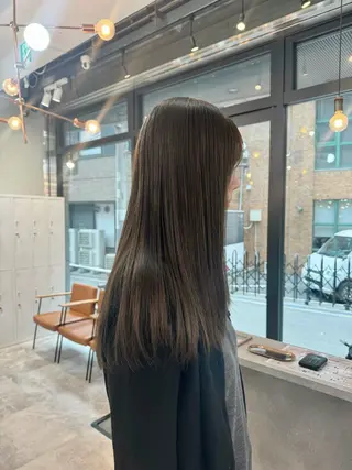 ロング カラー 赤み無し柔らかカラー 【梅田】madokaのヘアスタイル
