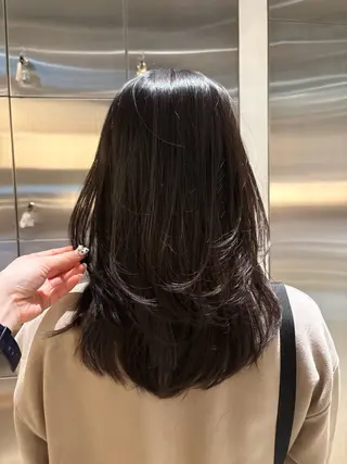 セミロング 樋口 花穂のヘアスタイル