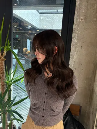 ロング カラー KAEDE🌺Wカ ラー/ホワイトカラーのヘアスタイル