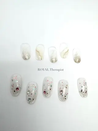 ネイル 【山岡】 ロイヤル•セラピストのネイルデザイン