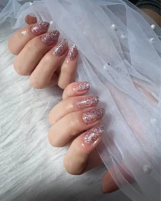 ネイル Laure‘a所属・Laure‘a MARIのネイルデザイン