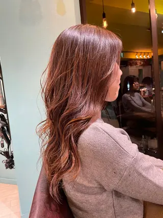 ロング カラー 末石 智のヘアスタイル