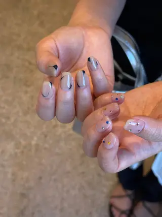 ショート カラー パーマ ヘアアレンジ メンズ キッズ ネイル マツエク・マツパ アイブロウ ar. harajukuのネイルデザイン