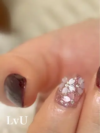 ネイル LvU(ラブユー) Asayamaのネイルデザイン