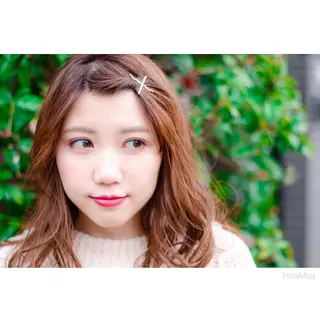 セミロング カラー 岩間 香純のヘアスタイル