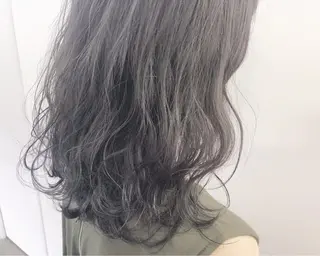 ミディアム カラー ヘアアレンジ 透明感カラー× レイヤーカット✨高梨のヘアスタイル