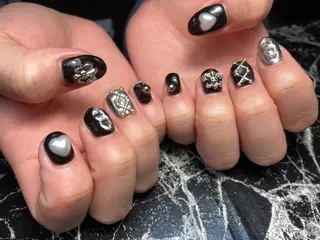 ショート ネイル ✴︎ Delightのネイルデザイン