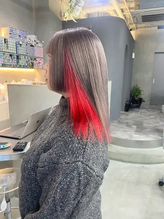 ミディアム カラー 前橋 姫奈のヘアスタイル