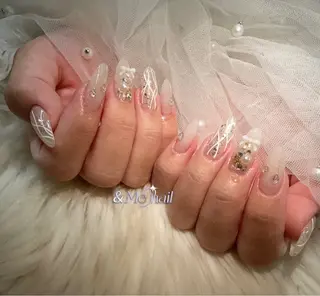 ネイル &ME ネイルサロンのネイルデザイン