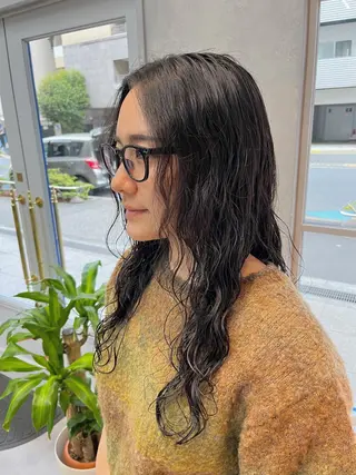 セミロング パーマ 🦩レイヤー|透明感 カラー🦩makoのヘアスタイル