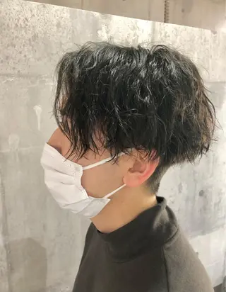 パーマ メンズ 興津/韓国レイヤー ダブルカラー美髪縮毛のヘアスタイル