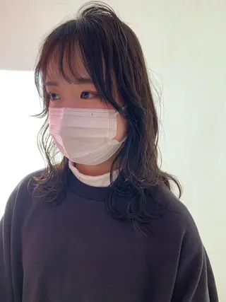 ミディアム yaya✂︎ 美髪/艶カラーのヘアスタイル