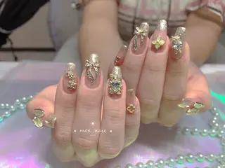 ネイル MoaNail🫶 Yoshiのネイルデザイン