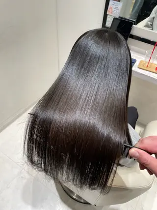 ロング パーマ k-twoたき✨艶感 カラー／美髪矯正のヘアスタイル