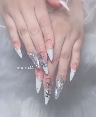 ネイル Hin Nailsのネイルデザイン