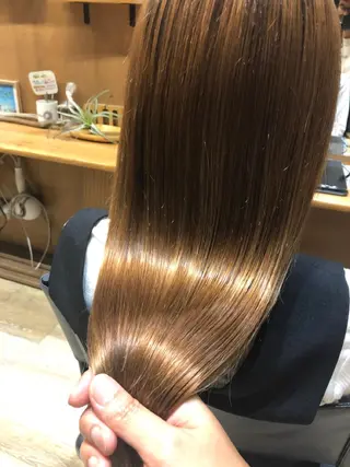 セミロング 酸性縮毛矯正　美髪 特化サロン　八百村のヘアスタイル