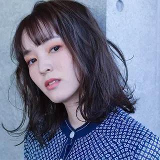 セミロング カラー クスノキ ヤスタカのヘアスタイル