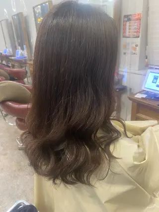 セミロング カラー くせ毛多毛特化 高橋　淳のヘアスタイル