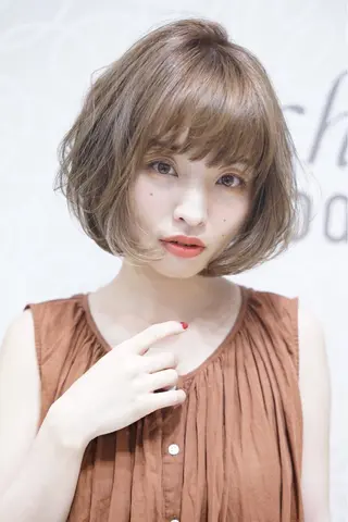 ショート カラー ヘアアレンジ 個室で似合わせ好印象 🧡外山弥千代のヘアスタイル