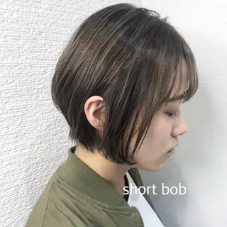 ショート カラー 三鷹で1番ショート ボブをカットする新谷のヘアスタイル