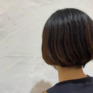 ミディアム 吉田 夢のヘアスタイル