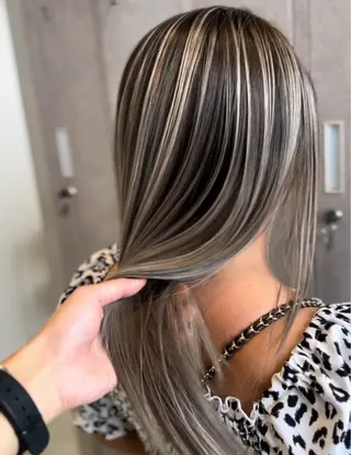 セミロング カラー エクステ/カラー/ TOMOYUKIのヘアスタイル