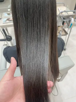 ミディアム 佐藤 脩茉のヘアスタイル