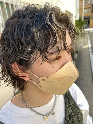 ミディアム カラー パーマ ブリーチカラーが人気 onnuのヘアスタイル