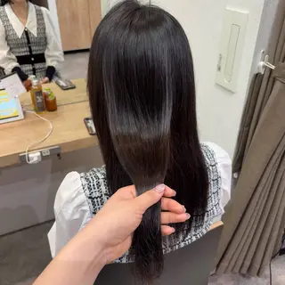 パーマ 艶感カラー/オリーブ アレンジ：♡のヘアスタイル