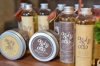 ショート Chere rosso所属・レイヤー/くびれ/ 縮毛/チェレ金剛のヘアスタイル