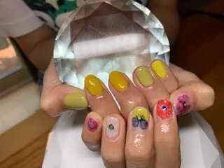 ネイル LAVISH nail salonのネイルデザイン