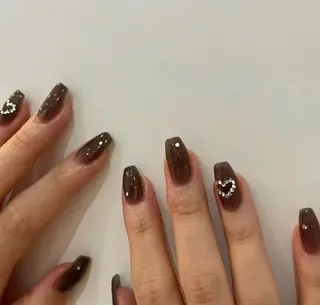 ネイル RAFFINE haru🦋🩵のネイルデザイン