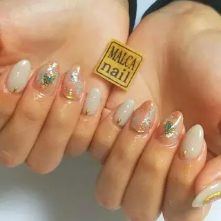 セミロング ヘアアレンジ パーマ ネイル キッズ マツエク・マツパ 荒木 莉奈のネイルデザイン