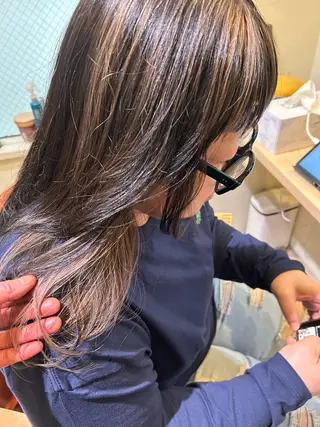 ロング カラー 久木原 ゆりのヘアスタイル